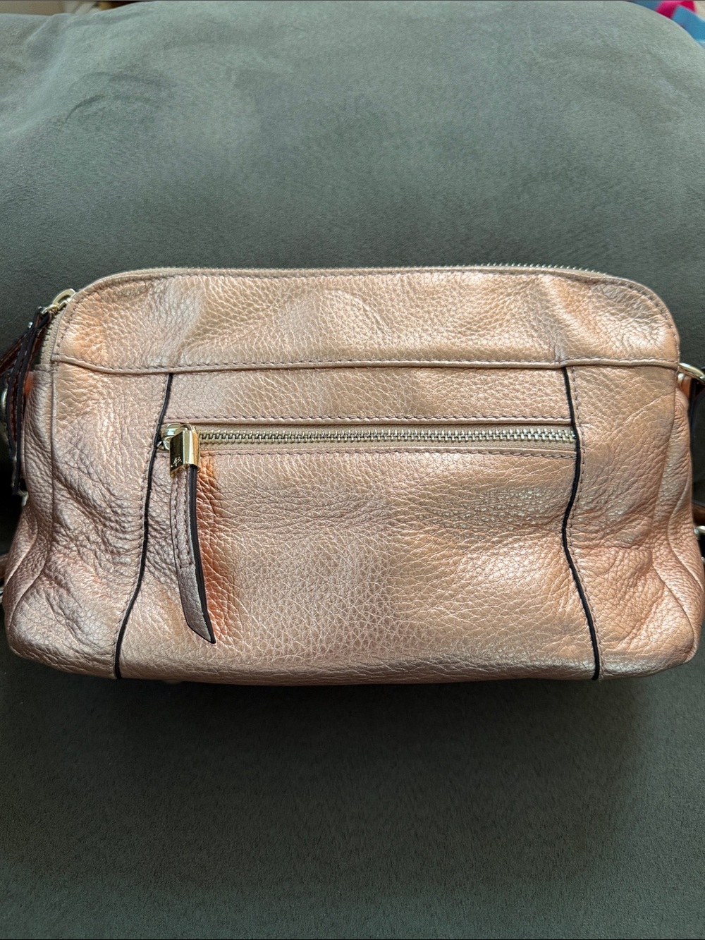B Makowsky Metallic Rose Gold/Copper Leather Shoulder Bag - Picture 2 of 6